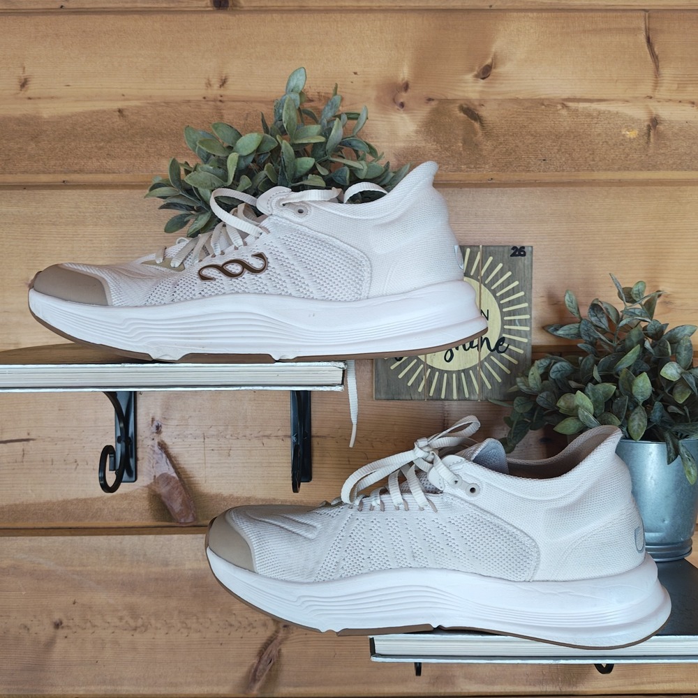 Saysh One The Felix Runner‎ Size 11 White Beige Running Shoes [Needs Insoles]